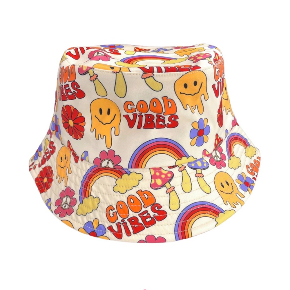 NWOT Rave After Rave Happy Camper Bucket Hat